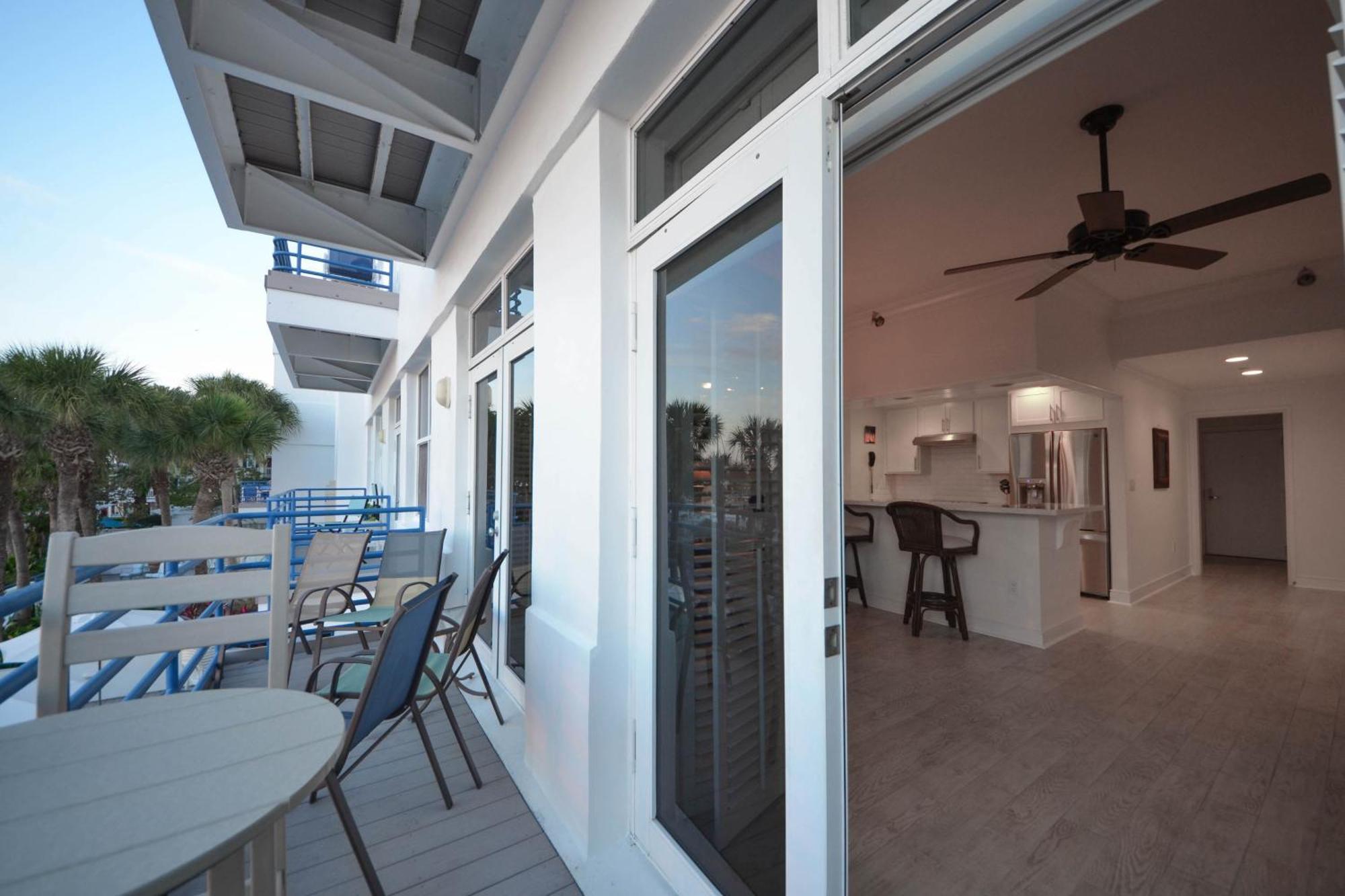Sunset at Harbour Place Key West Extérieur photo